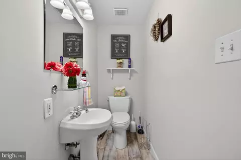 Bath - 109 E Mill Rd, Maple Shade, NJ 08052 photo 1 of 2