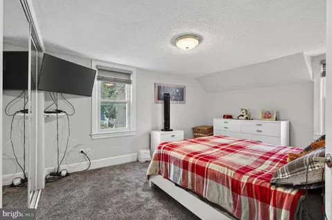 Bedroom - 109 E Mill Rd, Maple Shade, NJ 08052 photo 1 of 3