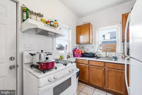 Kitchen - 257 Progress St, Riverside, NJ 08075 photo 2 of 2