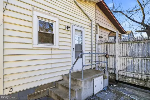 Exterior - 257 Progress St, Riverside, NJ 08075 photo 1 of 5