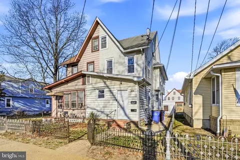 257 Progress St, Riverside, NJ 08075
