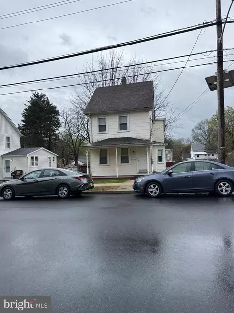 344 Ridgway St, Mount Holly, NJ 08060