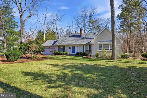 Exterior - 8 Candle Ct, Shamong, NJ 08088 photo 2 of 12