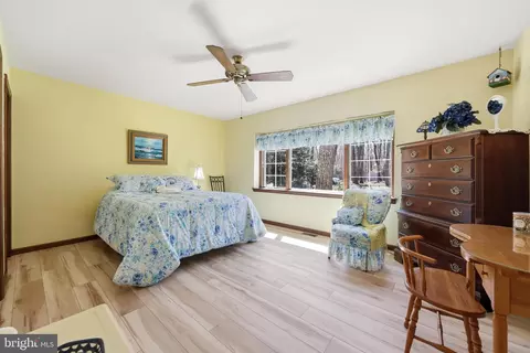 Bedroom - 8 Candle Ct, Shamong, NJ 08088 photo 2 of 4