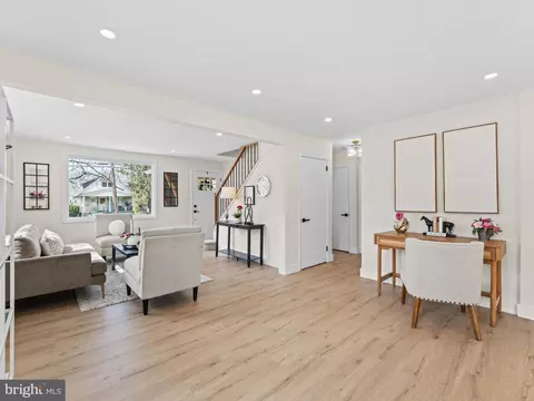 Entry Way - 204 E Mill Rd, Maple Shade, NJ 08052 photo 1 of 1