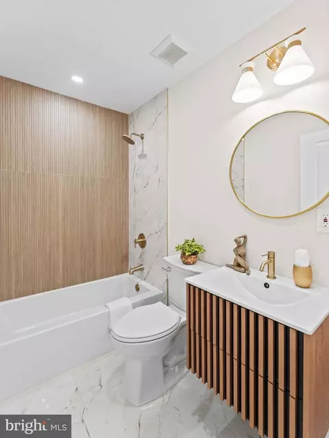 Bath - 204 E Mill Rd, Maple Shade, NJ 08052 photo 1 of 4