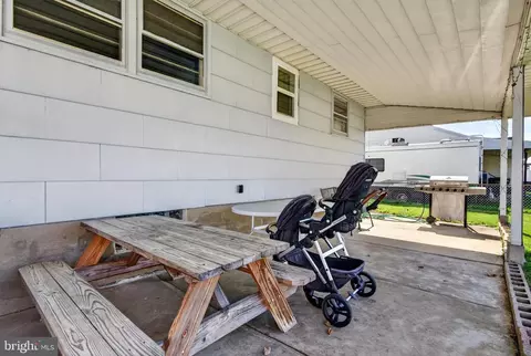 Exterior - 505 Monroe St, Riverside, NJ 08075 photo 2 of 4