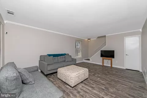 Living - 3045 Harbour Dr, Palmyra, NJ 08065 photo 1 of 2