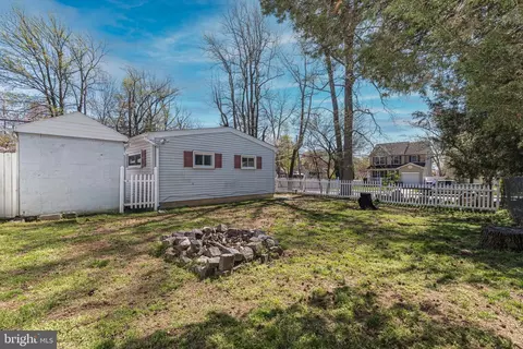 Exterior - 105 County Ave, Maple Shade, NJ 08052 photo 4 of 6