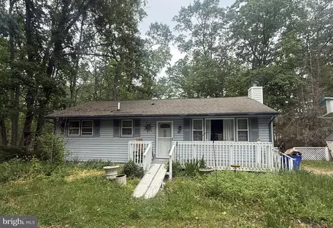 211 Kentucky Trl, Browns Mills, NJ 08015