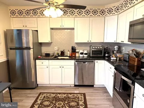 Kitchen - 100 Winstead Dr, Westampton, NJ 08060 photo 2 of 3
