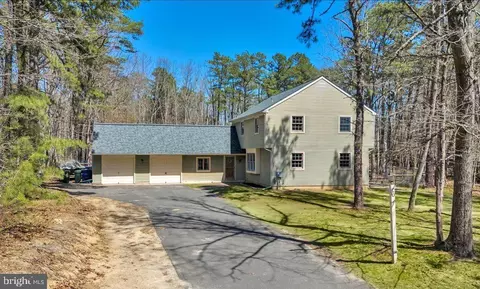6 Vale Dr, Tabernacle, NJ 08088