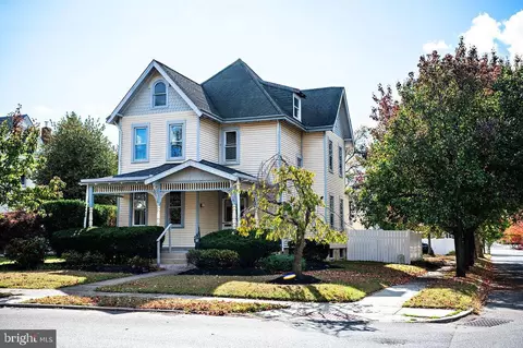 501 Maple Ave, Palmyra, NJ 08065