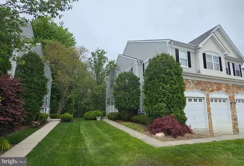 58 Weaver Dr, Marlton, NJ 08053
