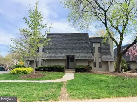 25 S Church Rd #39, Maple Shade, NJ 08052