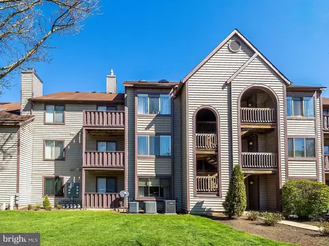 4808 A Aberdeen Dr, Mount Laurel, NJ 08054