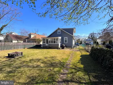 Exterior - 300 Walter Ave, Delanco, NJ 08075 photo 4 of 6