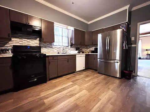 Kitchen - 300 Walter Ave, Delanco, NJ 08075 photo 2 of 3