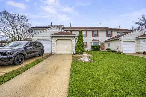 233 S Hill Dr, Westampton, NJ 08060