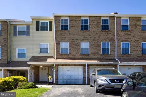 231 B Willow Turn Turn, Mount Laurel, NJ 08054