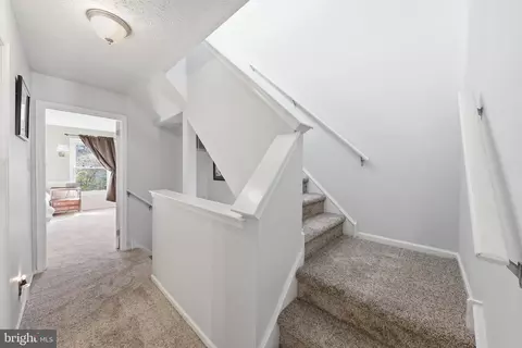 Entry Way - 406 Berkshire Way, Marlton, NJ 08053 photo 6 of 7