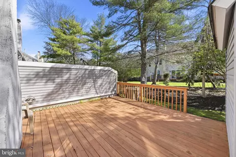 Exterior - 406 Berkshire Way, Marlton, NJ 08053 photo 3 of 6