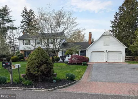 513 Meadowyck Ln, Southampton, NJ 08088