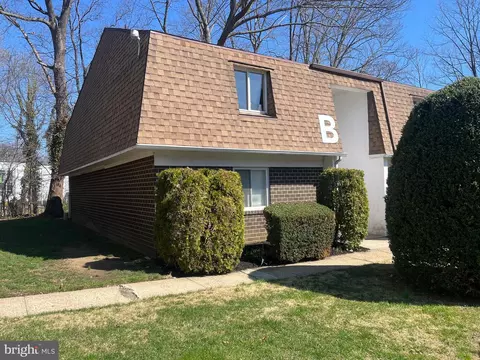 411 B1 Stiles Ave #B-1, Maple Shade, NJ 08052