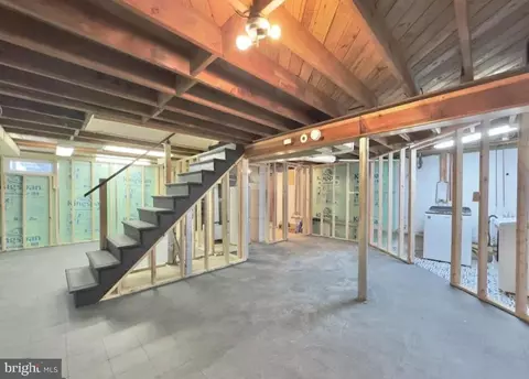 Entry Way - 19 Francis St, Wrightstown, NJ 08562 photo 4 of 6