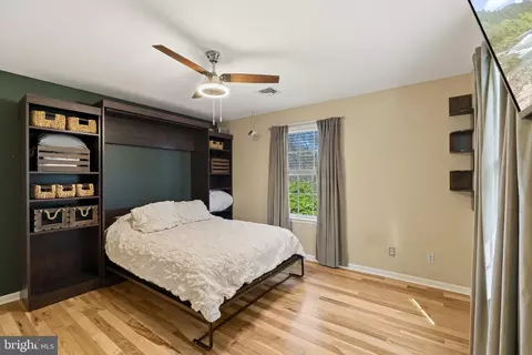 Bedroom - 329 Maple Rd, Mount Laurel, NJ 08054 photo 2 of 3