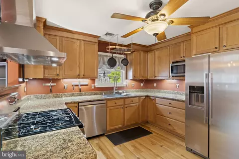 Kitchen - 329 Maple Rd, Mount Laurel, NJ 08054 photo 2 of 2