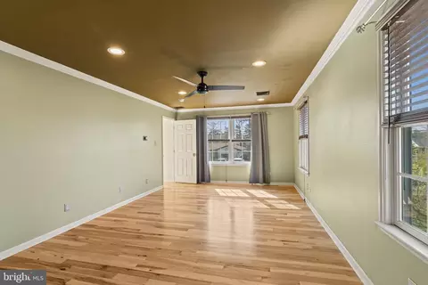 Living - 329 Maple Rd, Mount Laurel, NJ 08054 photo 4 of 6