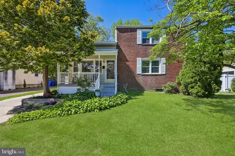 515 Devon Rd, Moorestown, NJ 08057
