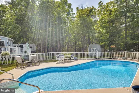 Exterior - 36 Waltham Dr, Tabernacle, NJ 08088 photo 9 of 14