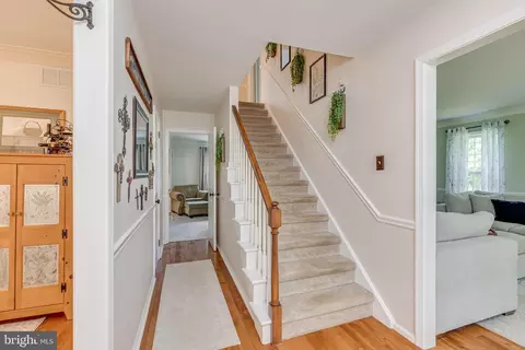 Entry Way - 36 Waltham Dr, Tabernacle, NJ 08088 photo 4 of 6