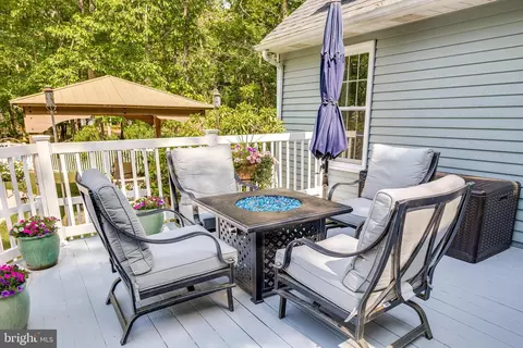 Exterior - 36 Waltham Dr, Tabernacle, NJ 08088 photo 5 of 14
