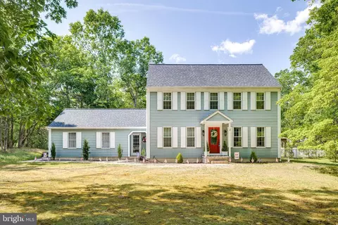 36 Waltham Dr, Tabernacle, NJ 08088