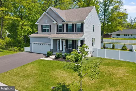 6 Buck Ln, Mount Laurel, NJ 08054
