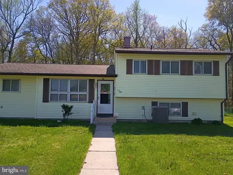 236 University Ave, Pemberton, NJ 08068