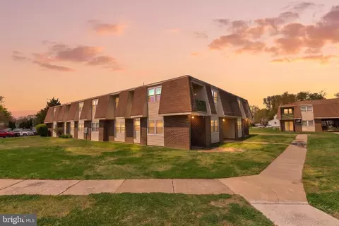 7 Florence Tollgate Pl UNIT 7, Florence, NJ 08518