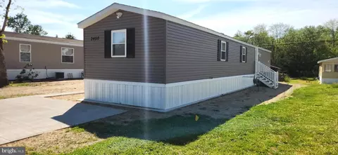 3450 New Moon St, Browns Mills, NJ 08015