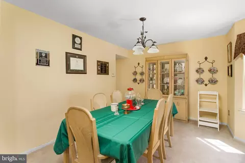 Dining - 25 Springcress Dr, Delran, NJ 08075 photo 1 of 2