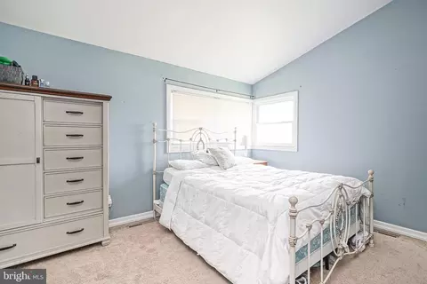 Bedroom - 541 Windsor Ave, Maple Shade, NJ 08052 photo 1 of 4