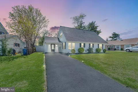 62 Ballad Ln, Willingboro, NJ 08046