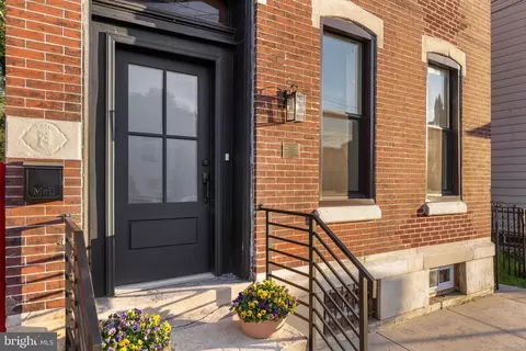 122 E Broad St, Burlington, NJ 08016