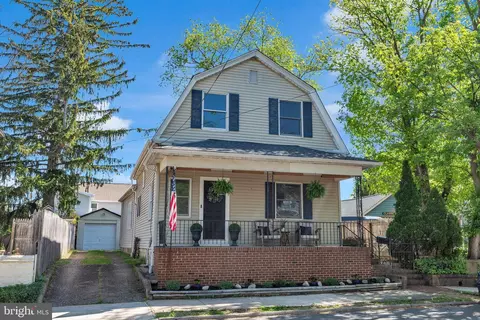337 Willow St, Bordentown, NJ 08505