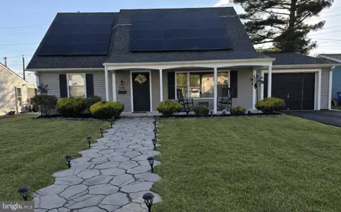 166 Hazelwood Cir, Willingboro, NJ 08046