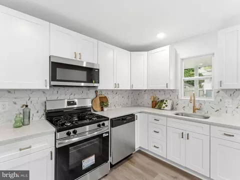 Kitchen - 232 Washington St, Delanco, NJ 08075 photo 4 of 4