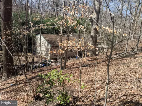 42 Mill Creek Rd, Eastampton, NJ 08060