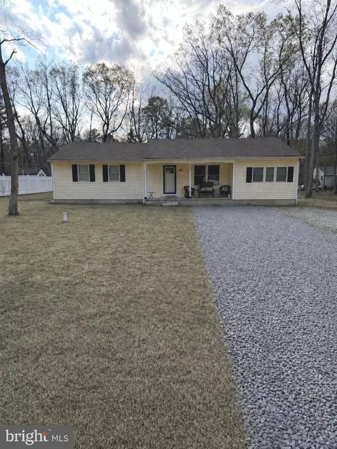 202 Oak Ln, Tabernacle, NJ 08088